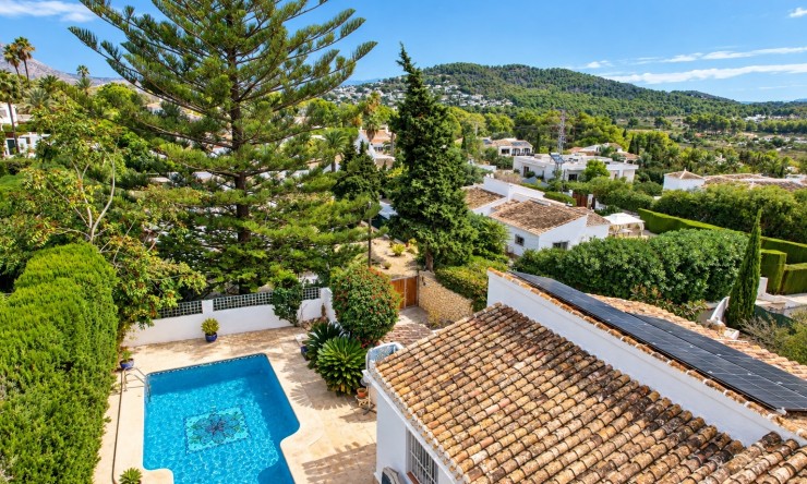 Wiederverkauf - Villa -
Jávea / Xàbia - Partides comunes - Adsubia