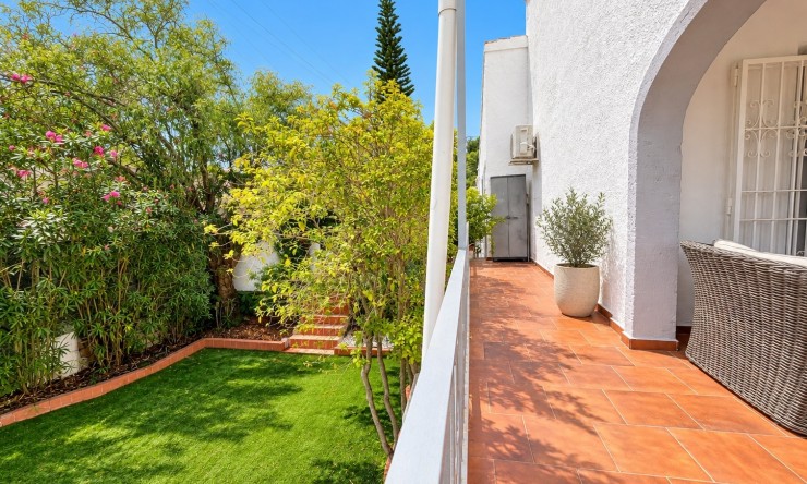 Wiederverkauf - Villa -
Jávea / Xàbia - Partides comunes - Adsubia