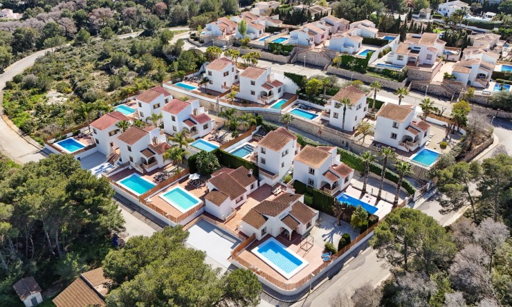 Reventa - Villa -
Jávea / Xàbia - La Granadella  - Costa Nova