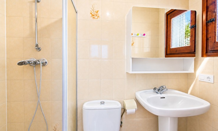 Herverkoop - Villa -
Calpe / Calp - Benicolada - Las Adelfas