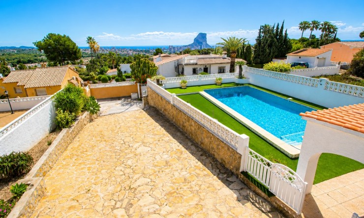 Herverkoop - Villa -
Calpe / Calp - Benicolada - Las Adelfas