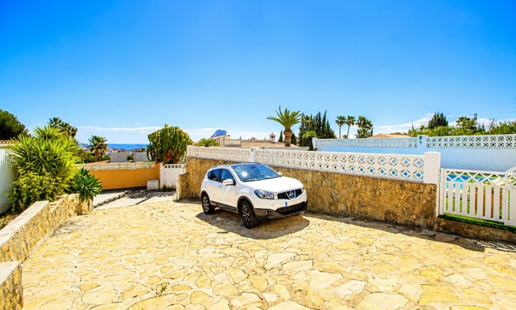 Herverkoop - Villa -
Calpe / Calp - Benicolada - Las Adelfas