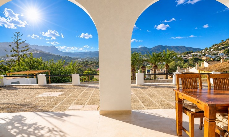 Resale - Villa -
Calpe / Calp - Cometa