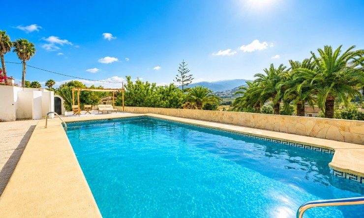 Resale - Villa -
Calpe / Calp - Cometa