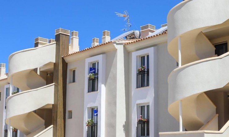 Resale - Apartment -
Denia - El Montgó