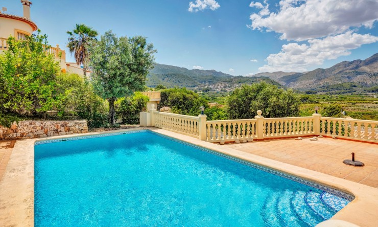 Reventa - Villa -
Orba