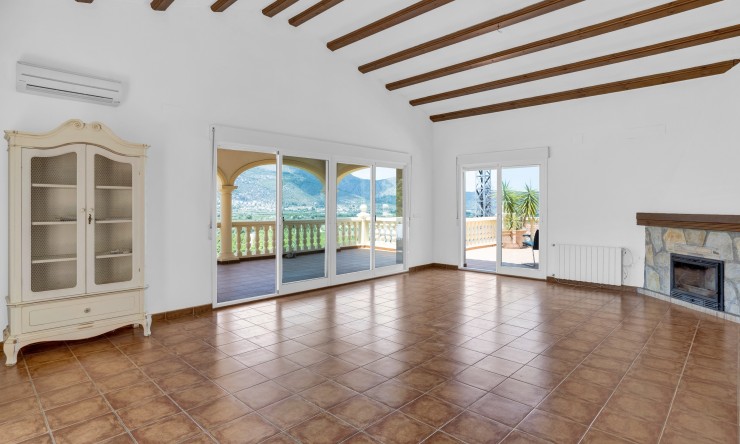 Reventa - Villa -
Orba