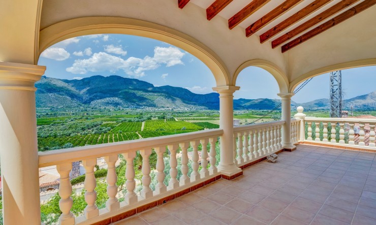 Reventa - Villa -
Orba