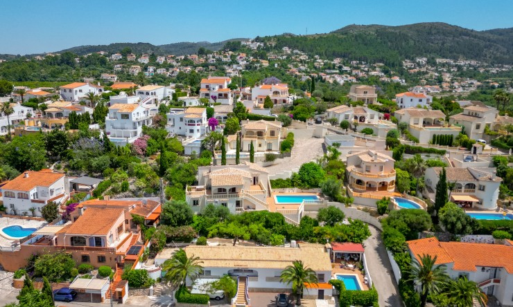 Reventa - Villa -
Orba