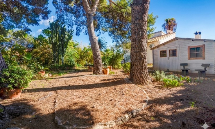 Herverkoop - Villa -
Calpe / Calp - Marisol Park - Ortembach - Los Almendros