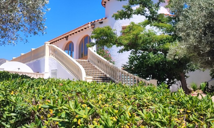 Herverkoop - Villa -
Orba