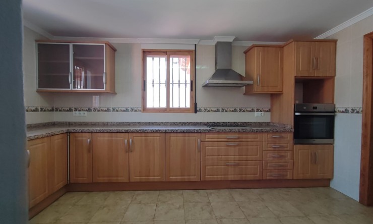 Herverkoop - Villa -
Orba