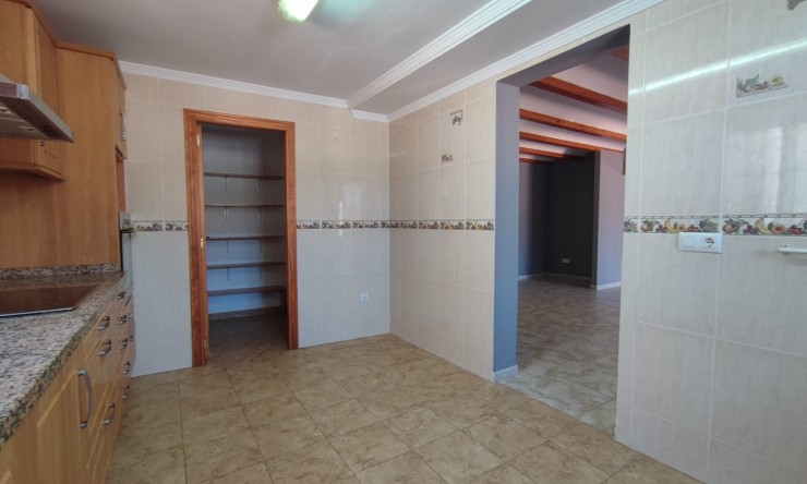 Herverkoop - Villa -
Orba