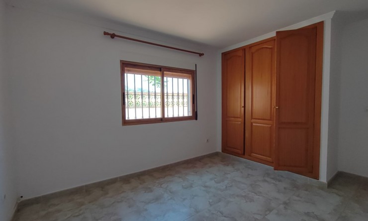 Herverkoop - Villa -
Orba