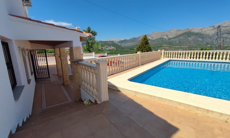 Herverkoop - Villa -
Orba