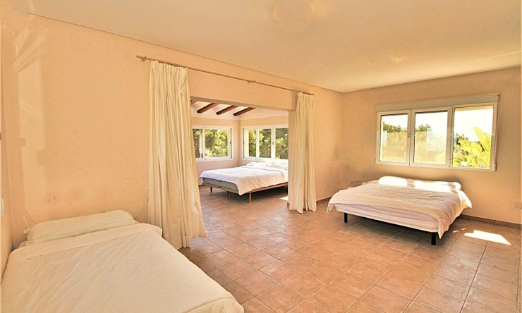 Reventa - Villa -
Jávea / Xàbia - La Granadella  - Costa Nova