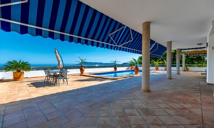Reventa - Villa -
Callosa d'En Sarrià