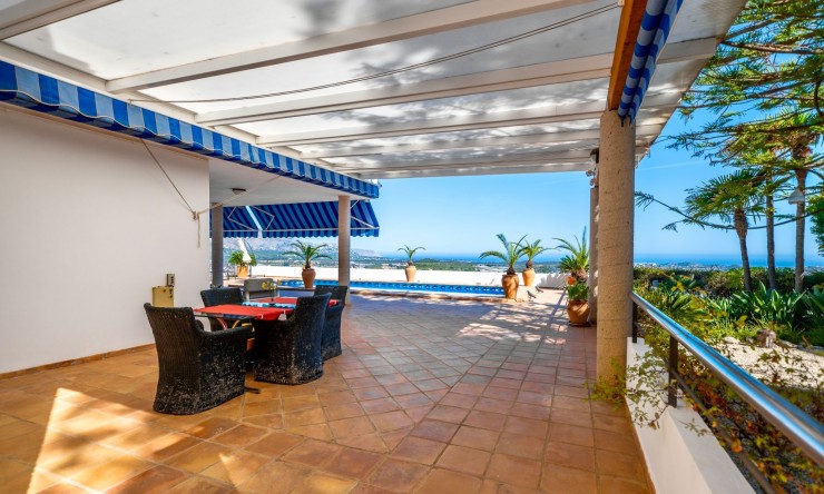 Reventa - Villa -
Callosa d'En Sarrià