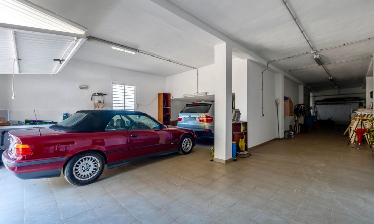 Reventa - Villa -
Callosa d'En Sarrià