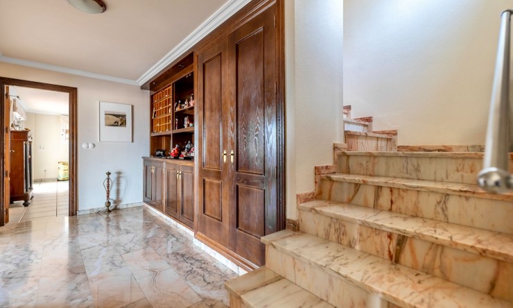 Reventa - Villa -
Callosa d'En Sarrià