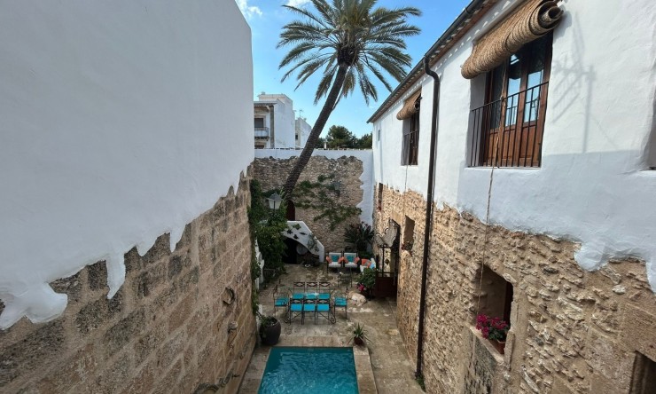 Rynek Wtórny - Kamienica -
Jávea / Xàbia - Centro ciudad