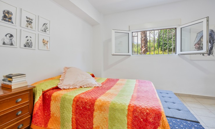 Resale - Villa -
Denia - El Puerto
