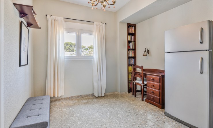 Resale - Villa -
Denia - El Puerto