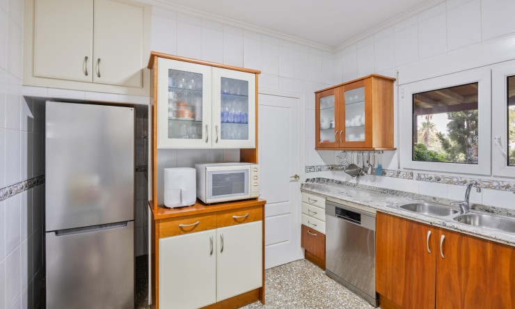 Resale - Villa -
Denia - El Puerto
