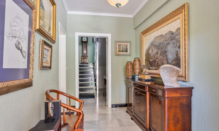 Resale - Villa -
Denia - El Puerto