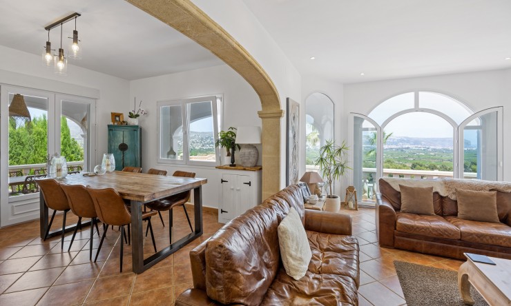 Wiederverkauf - Villa -
Jávea / Xàbia - Partides comunes - Adsubia