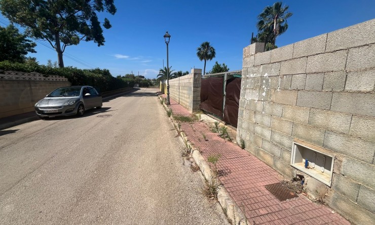 Herverkoop - Stedelijke bouwgrond -
Denia - La Pedrera - Vessanes