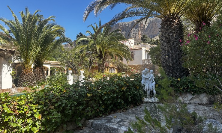 Herverkoop - Villa -
Jávea / Xàbia - Montgó - Ermita