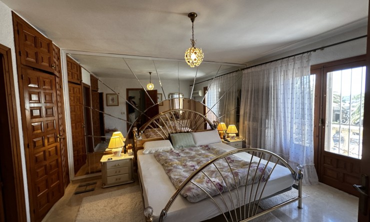Herverkoop - Villa -
Jávea / Xàbia - Montgó - Ermita