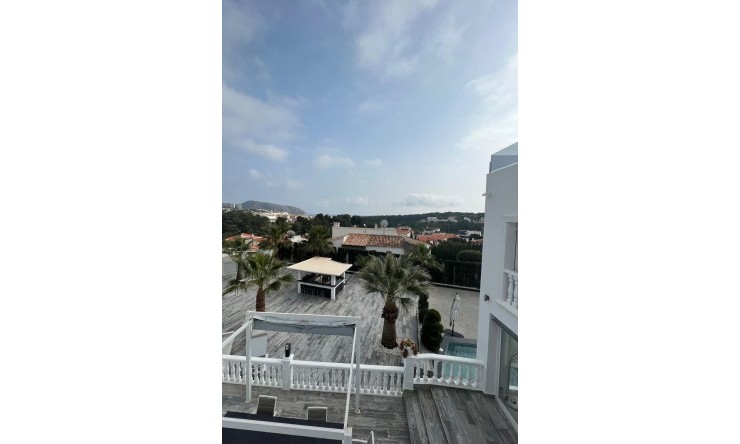 Rynek Wtórny - Willa -
Moraira - Pinar del Advocat - Cometa