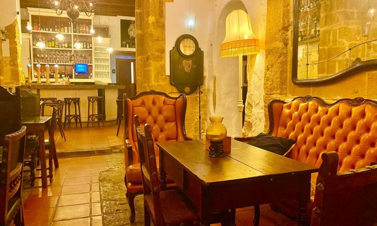 Revente - Commercial -
Jávea / Xàbia - Centro ciudad