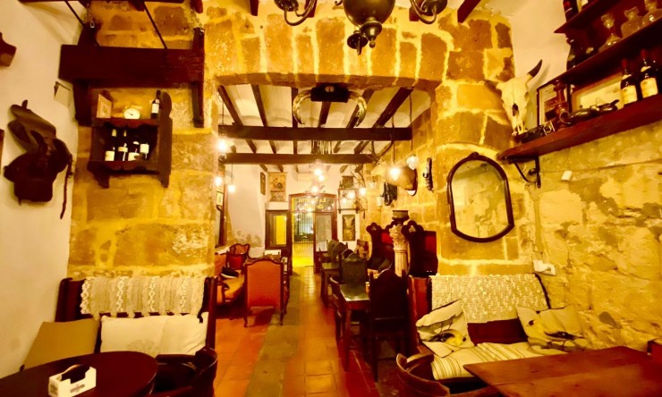 Revente - Commercial -
Jávea / Xàbia - Centro ciudad