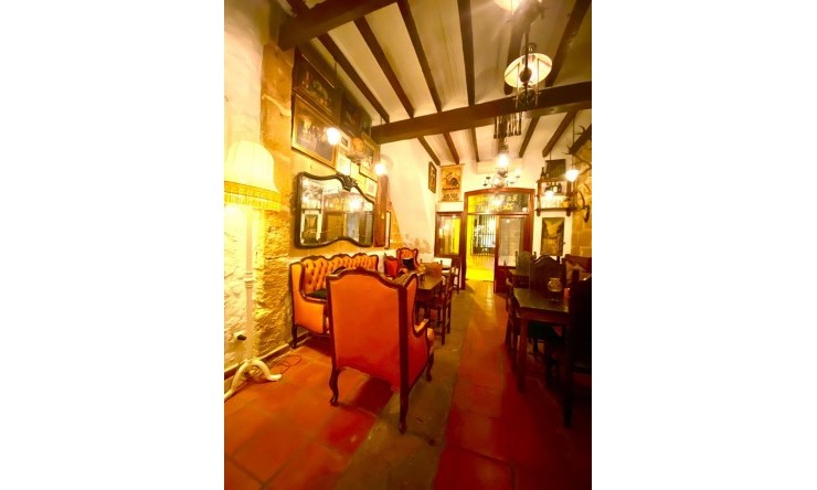 Revente - Commercial -
Jávea / Xàbia - Centro ciudad