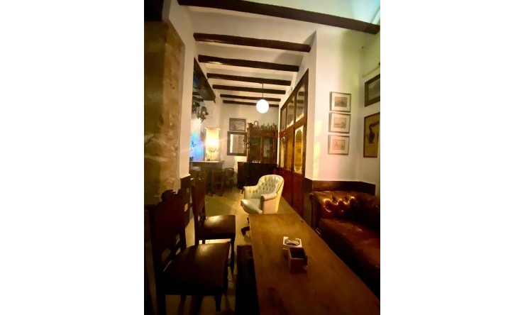 Revente - Commercial -
Jávea / Xàbia - Centro ciudad