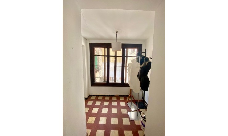 Revente - Commercial -
Jávea / Xàbia - Centro ciudad