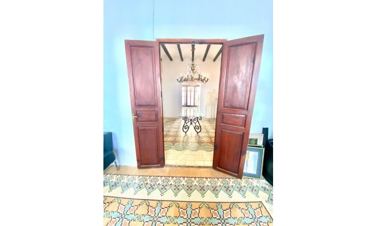 Revente - Commercial -
Jávea / Xàbia - Centro ciudad