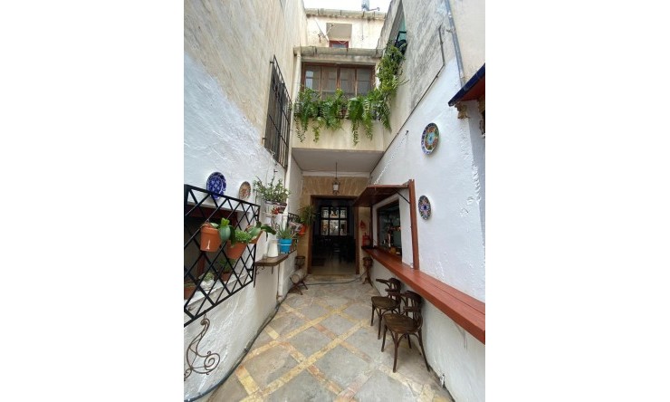 Revente - Commercial -
Jávea / Xàbia - Centro ciudad