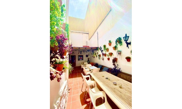 Revente - Commercial -
Jávea / Xàbia - Centro ciudad