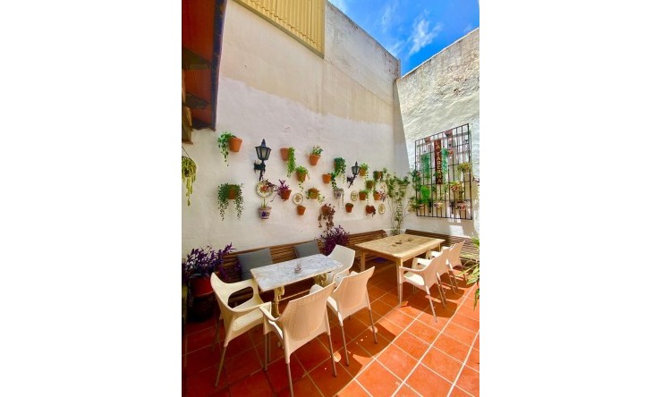 Revente - Commercial -
Jávea / Xàbia - Centro ciudad