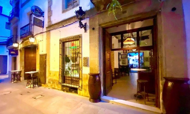 Revente - Commercial -
Jávea / Xàbia - Centro ciudad