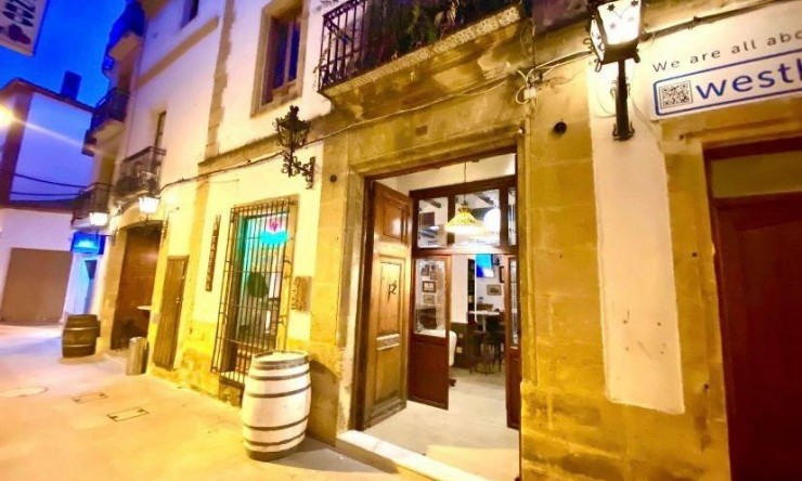 Revente - Commercial -
Jávea / Xàbia - Centro ciudad