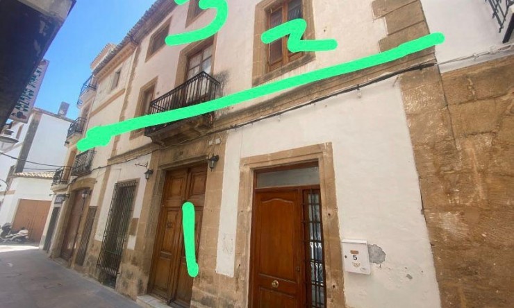 Revente - Commercial -
Jávea / Xàbia - Centro ciudad