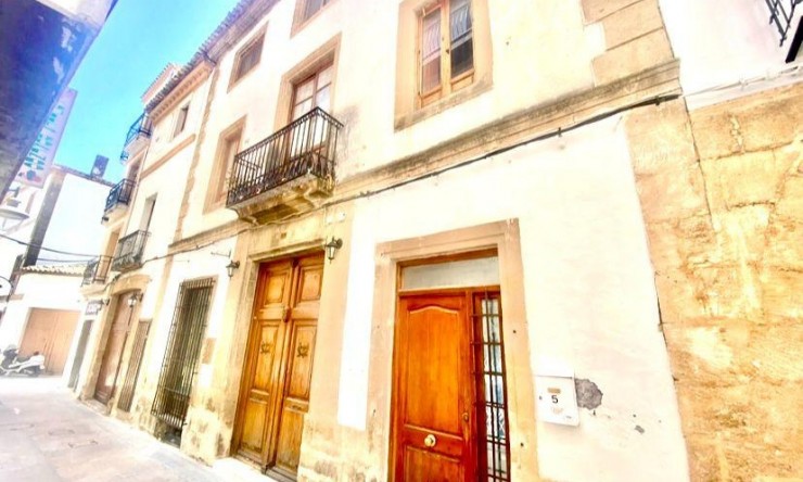 Revente - Commercial -
Jávea / Xàbia - Centro ciudad