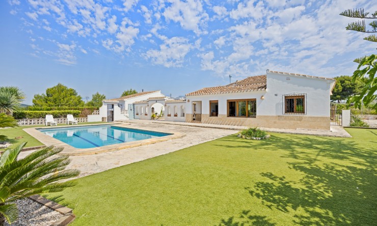 Wiederverkauf - Villa -
Jávea / Xàbia - Centro ciudad