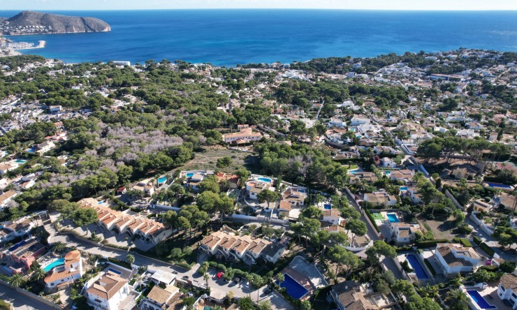 Revente - Terrain urbain -
Moraira - Pinar del Advocat - Cometa