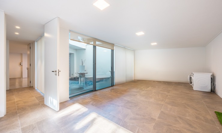 Reventa - Villa -
Finestrat - Golf Bahia